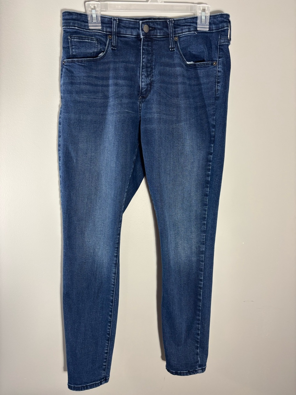 Universal Thread Size 4 High Rise Skinny Jeans Blue Stretch Denim